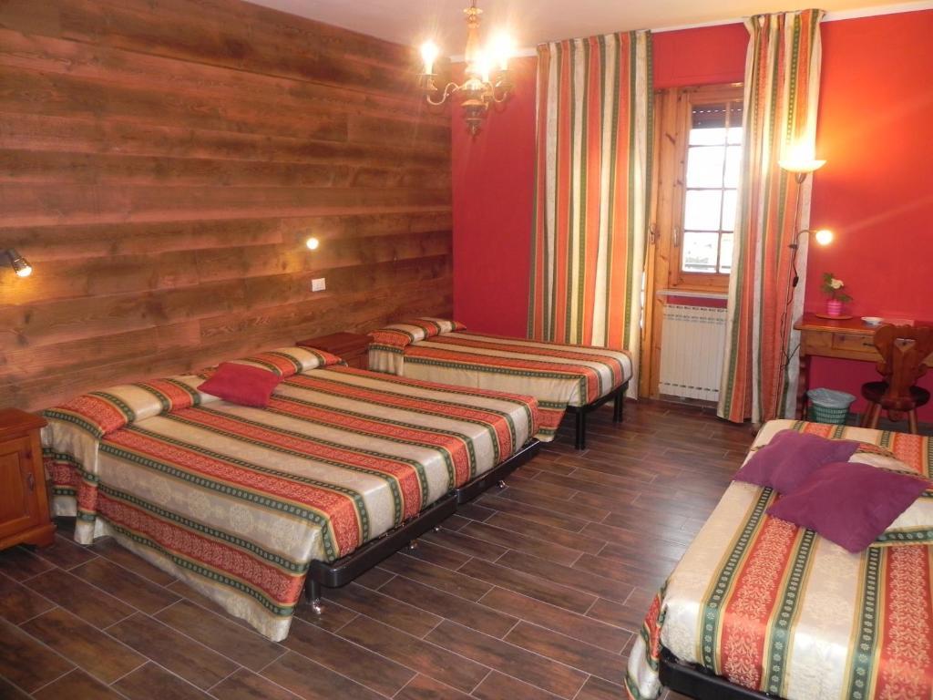 Hotel Trois Etoiles Entracque Phòng bức ảnh