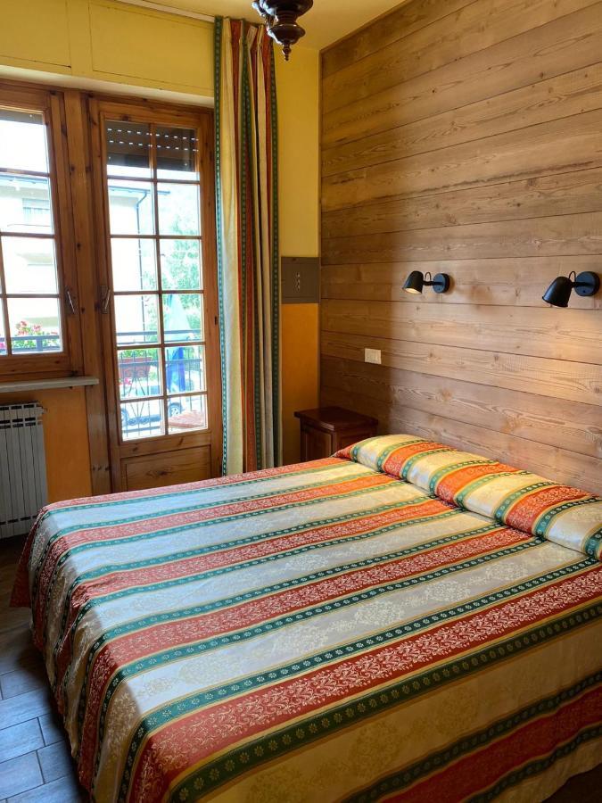 Hotel Trois Etoiles Entracque Ngoại thất bức ảnh
