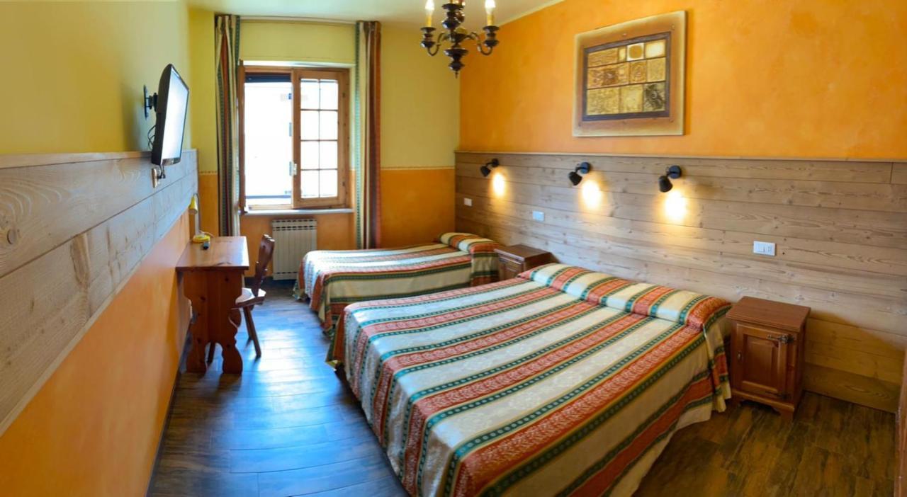 Hotel Trois Etoiles Entracque Ngoại thất bức ảnh