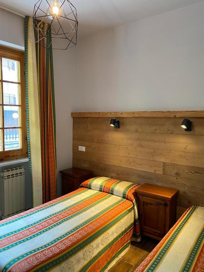 Hotel Trois Etoiles Entracque Ngoại thất bức ảnh